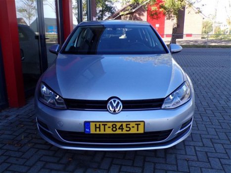 Volkswagen Golf - 1.6 TDI COMFORTLINE BLUEMOTION Navi PDC Cruise ECC NAP - 1