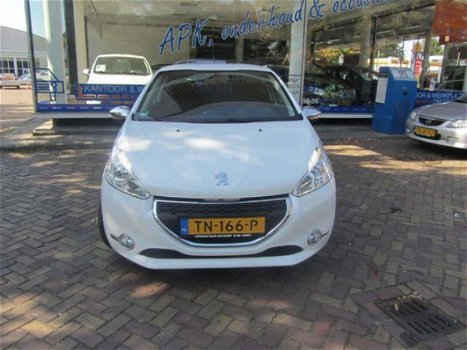 Peugeot 208 - 1.2 VTi Urban Soul - 1