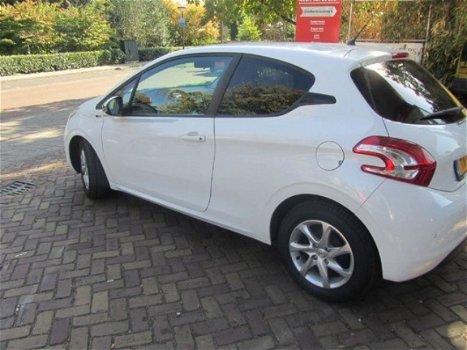 Peugeot 208 - 1.2 VTi Urban Soul - 1