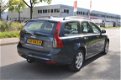 Volvo V50 - 2.0D MOMENTUM 6-BAK, AIRCO/CRUISE ORIGINELE KM`S - 1 - Thumbnail