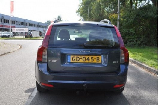 Volvo V50 - 2.0D MOMENTUM 6-BAK, AIRCO/CRUISE ORIGINELE KM`S - 1