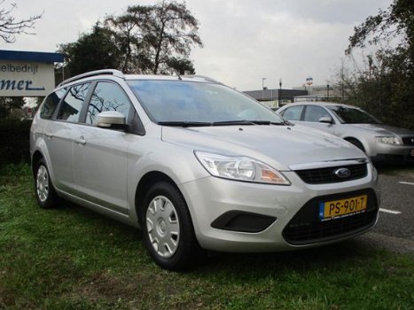 Ford Focus Wagon - 1.6i 74 Kw. Trend 30 Dec. '09, Verwarmd voor - 1