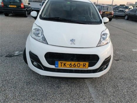 Peugeot 107 - 1.0/AIRCO/Elektra pakket/Nw 2jaar Apk/Garantie - 1