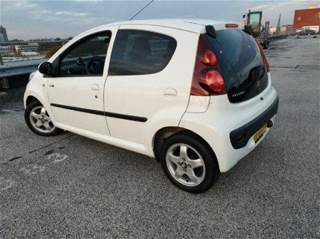 Peugeot 107 - 1.0/AIRCO/Elektra pakket/Nw 2jaar Apk/Garantie - 1