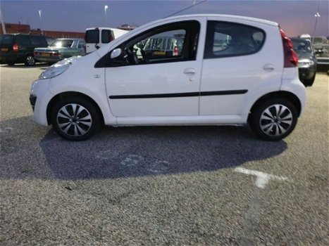 Peugeot 107 - 1.0/AIRCO/Elektra pakket/Nw 2 jaar Apk/Garantie - 1