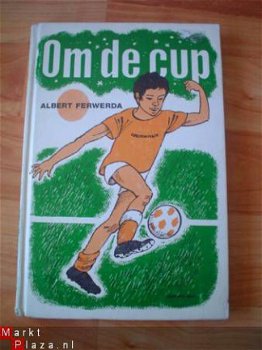 Om de cup door Albert Ferwerda - 1