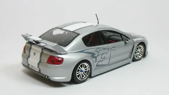 1:18 Solido Peugeot 407 Silhouette silver tuning - 3