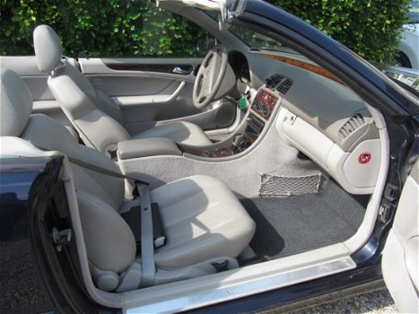 Mercedes-Benz CLK-klasse Cabrio - 200 K. Elegance - 1