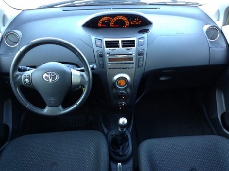 Toyota Yaris - 1.3 5D Aspiration, climate, LM velgen - 1