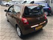 Renault Twingo - 1.2-16V Dynamique Airco Bluetooth NIEUWSTAAT - 1 - Thumbnail