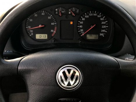 Volkswagen Golf - 1.6 Trendline*Stuurbkr*Nwe APK - 1