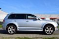 Volkswagen Touareg - 4.2 V8 KONINGSKORTING YOUNGTIMER R-LINE 4x4, Navi, Clima, Cruise, Schuifdak, Le - 1 - Thumbnail