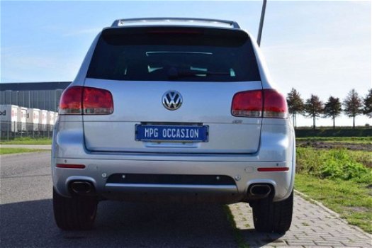 Volkswagen Touareg - 4.2 V8 KONINGSKORTING YOUNGTIMER R-LINE 4x4, Navi, Clima, Cruise, Schuifdak, Le - 1