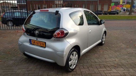 Toyota Aygo - 1.0 / 3DRS/ Nieuwe APK/ AIRCO/ ELEKTR. PAKKET - 1