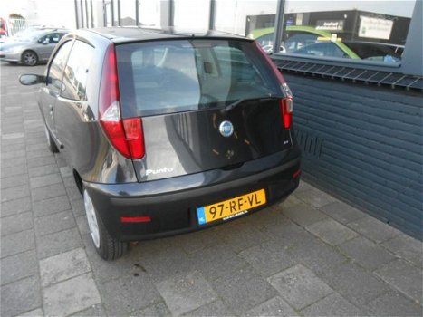 Fiat Punto - 1.4-16V NAVIGATOR - 1