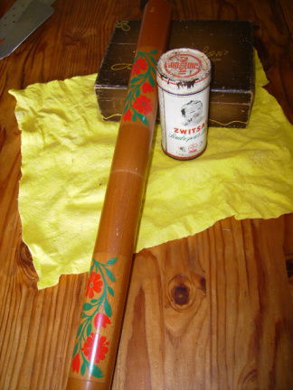 Breinaalden koker met bloemen - nr. 1