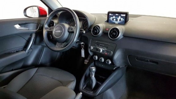 Audi A1 Sportback - 1.0 tfsi Pro-line Attraction/Navigatie - 1
