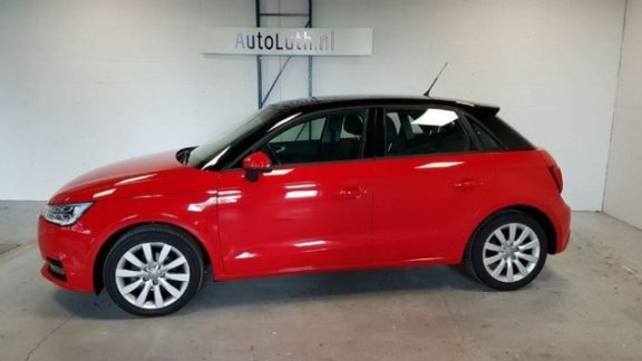 Audi A1 Sportback - 1.0 tfsi Pro-line Attraction/Navigatie - 1