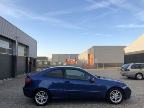 Mercedes-Benz C-klasse Sportcoupé - 200 K, GROOT NAVI, PDC, APK, NAP - 1