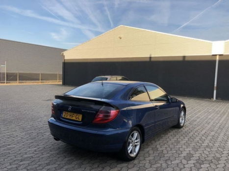 Mercedes-Benz C-klasse Sportcoupé - 200 K, GROOT NAVI, PDC, APK, NAP - 1