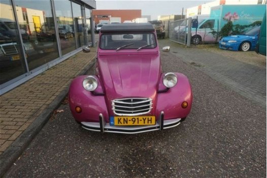 Citroën 2 CV - 2CV6 Special - 1