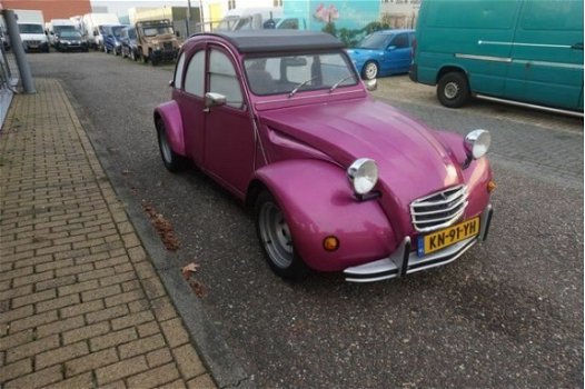 Citroën 2 CV - 2CV6 Special - 1