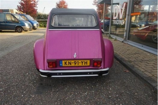 Citroën 2 CV - 2CV6 Special - 1