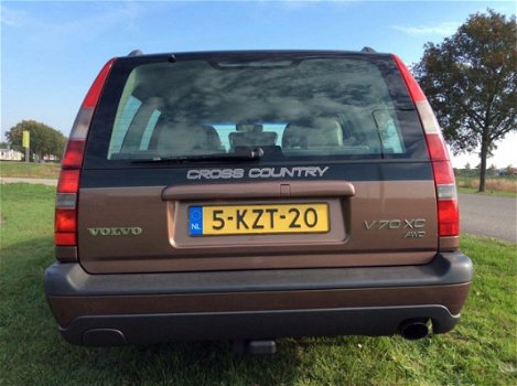 Volvo V70 - XC 2.5 T AWD LPI AUTOMAAT 2E EIGENAAR - 1