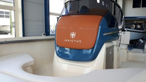 Invictus yacht Invictus 200 fx blue whale met Suzuki 140 pk - 3