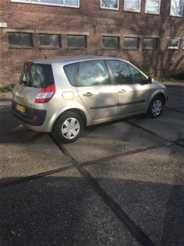 Renault Scénic - 1.6-16V Business Line - 1