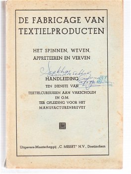 De fabricage van textielproducten door A.J. Handels - 1