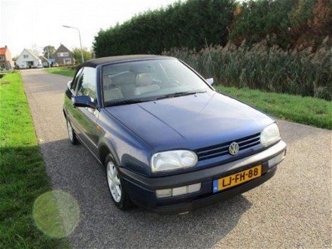 Volkswagen Golf Cabriolet - 1.8 Avantgarde - 1