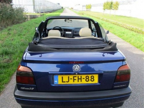 Volkswagen Golf Cabriolet - 1.8 Avantgarde - 1