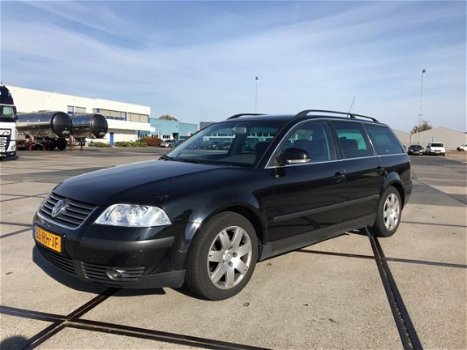 Volkswagen Passat Variant - 1.9 TDI Sportline - 1