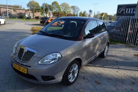 Lancia Y(psilon) - 1.4-16V Platino DFN - 1