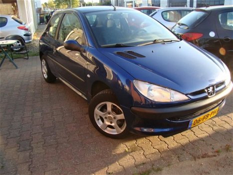 Peugeot 206 - 1.4 XT Automaat - 1