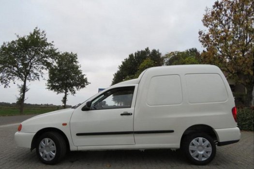 Volkswagen Caddy - 1.4i Benzine met Slechts 131000 km - 1
