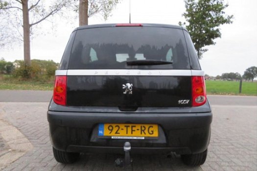 Peugeot 1007 - 1.4 met Electrische deuren & Vele Opties - 1