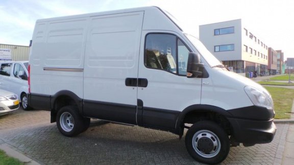 Iveco Daily - 35 C 17V 300 H2 L 4x4 airco, standkachel 3500kg trekken - 1