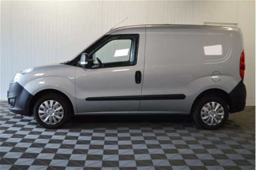 Opel Combo - 1.3 CDTi slechts 70DKM + NAVI + AIRCO - 1