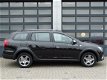 Dacia Logan MCV - TCe 90 Stepway * Demo voordeel * | Airco | Navigatie | Bleutooth | USB | Parkeerse - 1 - Thumbnail