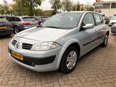 Renault Mégane - 1.6-16V Authentique Comfort