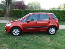 Suzuki SX4 - 1.6 Comfort / AUTOMAAT / 108 pk / Airco / Electrische pakket / Trekhaak / HOGE INSTAP /