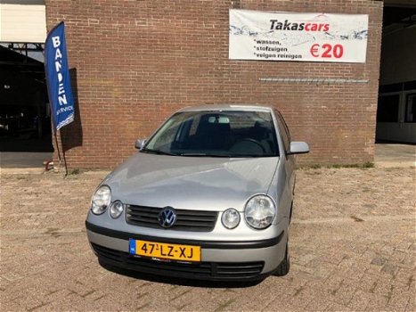 Volkswagen Polo - 1.4-16V Comfortline - 1