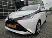 Toyota Aygo - 1.0 VVT-i x-play 1e Eigenaar/ NAV / Achteruitrijcamera - 1 - Thumbnail