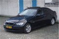 BMW 3-serie - 320d Executive, AUTM, AIRCO, NETTE AUTO, PANO - 1 - Thumbnail