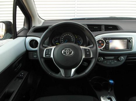 Toyota Yaris - 1.5 Full Hybrid Aspiration CVT-automaat 5drs - 1