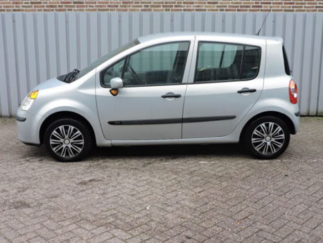 Renault Modus - 1.2 16V Dynamique NW APK - 1