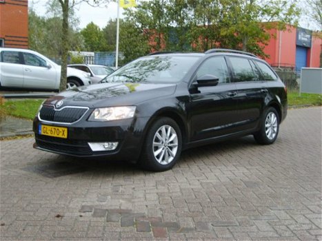 Skoda Octavia Combi - 1.6 TDI Greentech Ambition Businessline Automaat - 1