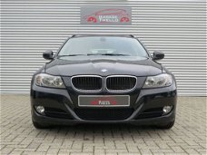 BMW 3-serie Touring - 318i Touring, Climate & Cruise control, Multifunctioneel stuur, LM velgen, enz